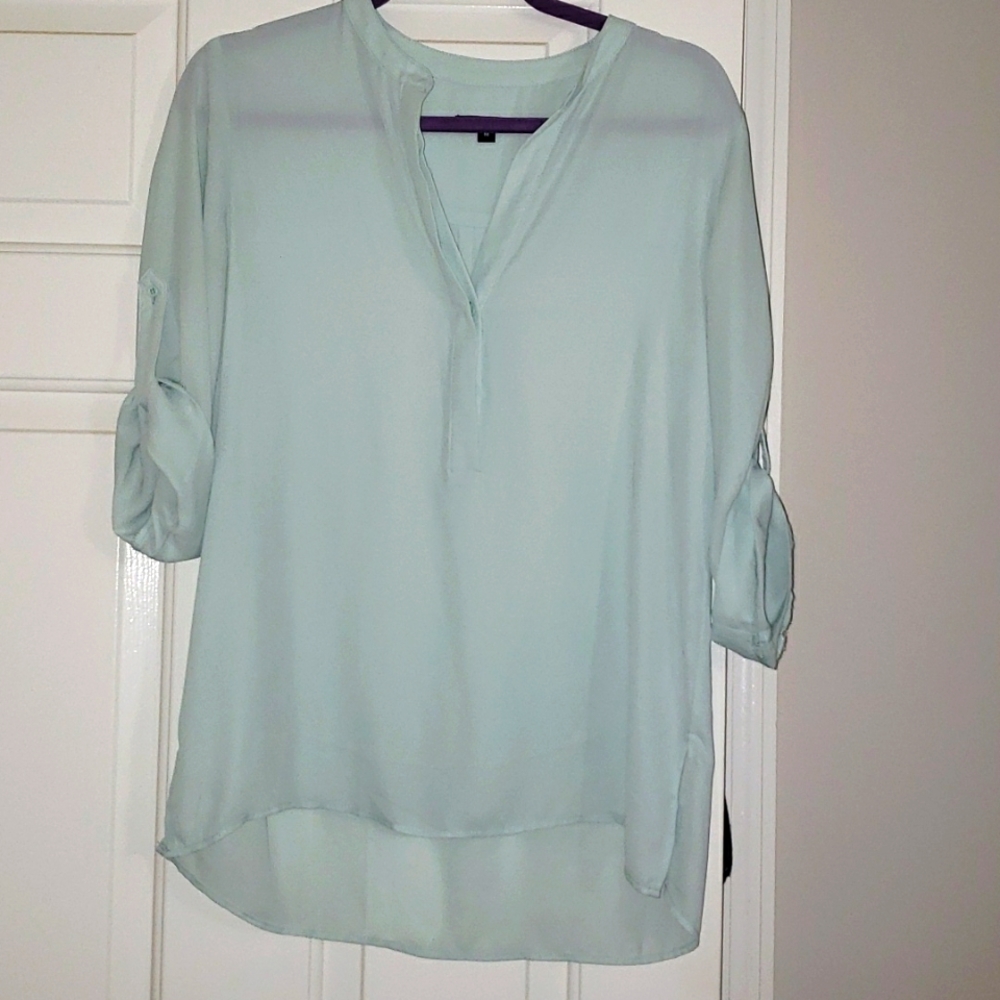 Women's V neck Pastel Blue Top Sz M